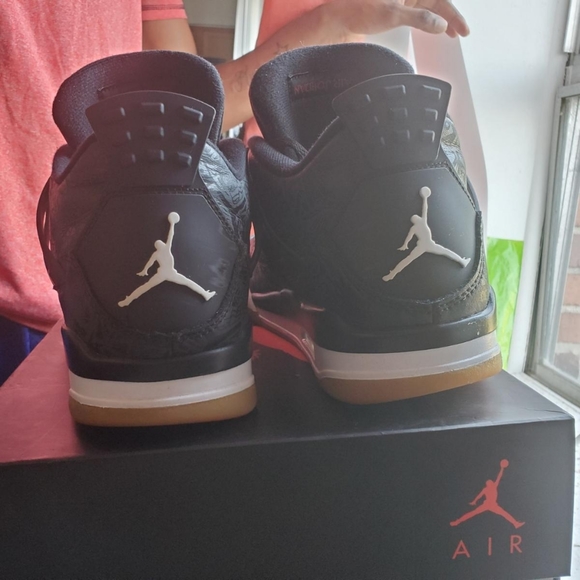 Air Jordan Retro 4 - Picture 4 of 6
